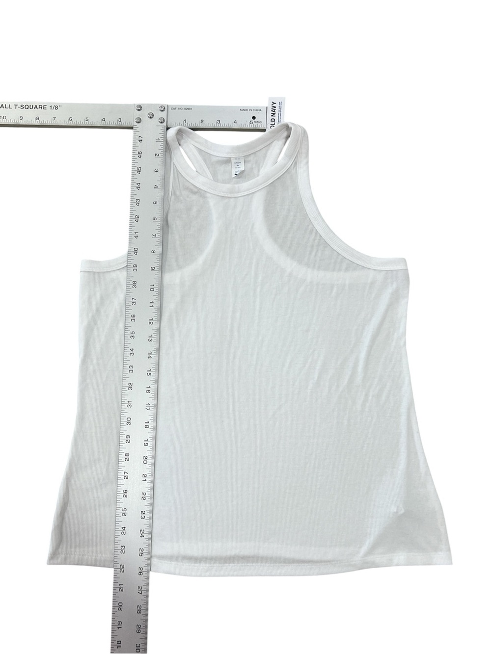 Women's Old Navy UltraLite Go Dry  Rib-Knit Tank Top - Picture 4 of 5